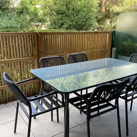 Le Raspail By Tranquil At Home, Parking -